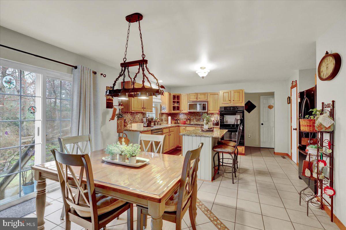 HUNTERS RUN - Residential