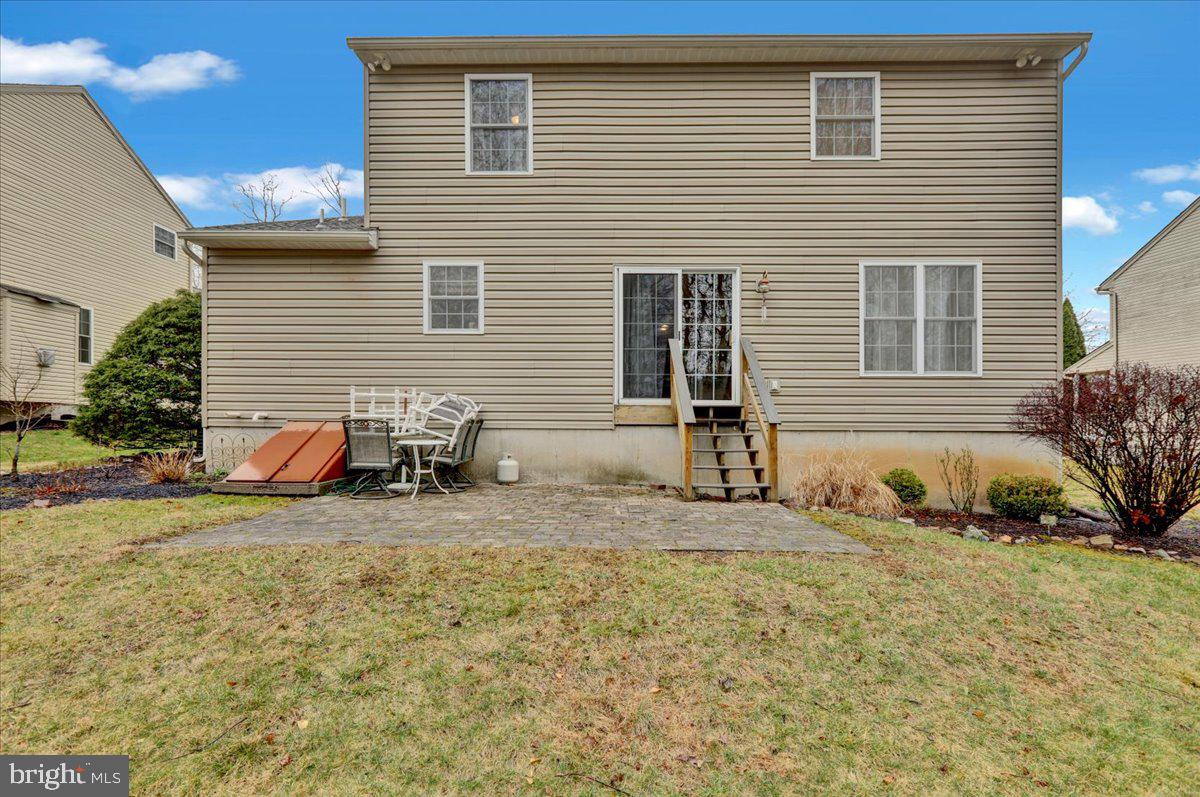 HUNTERS RUN - Residential