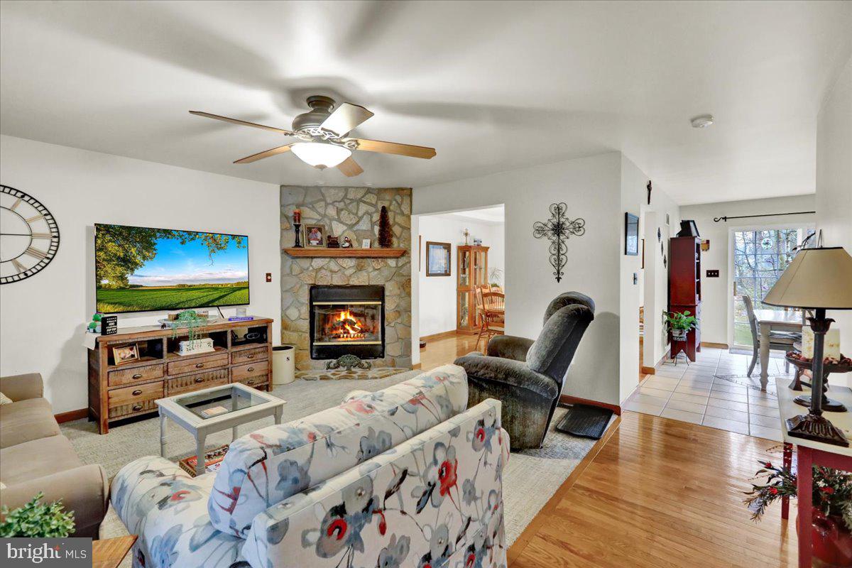 HUNTERS RUN - Residential