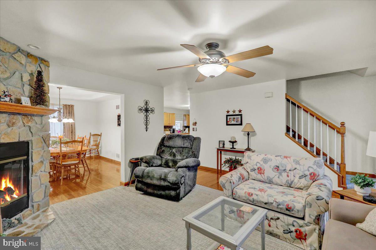 HUNTERS RUN - Residential