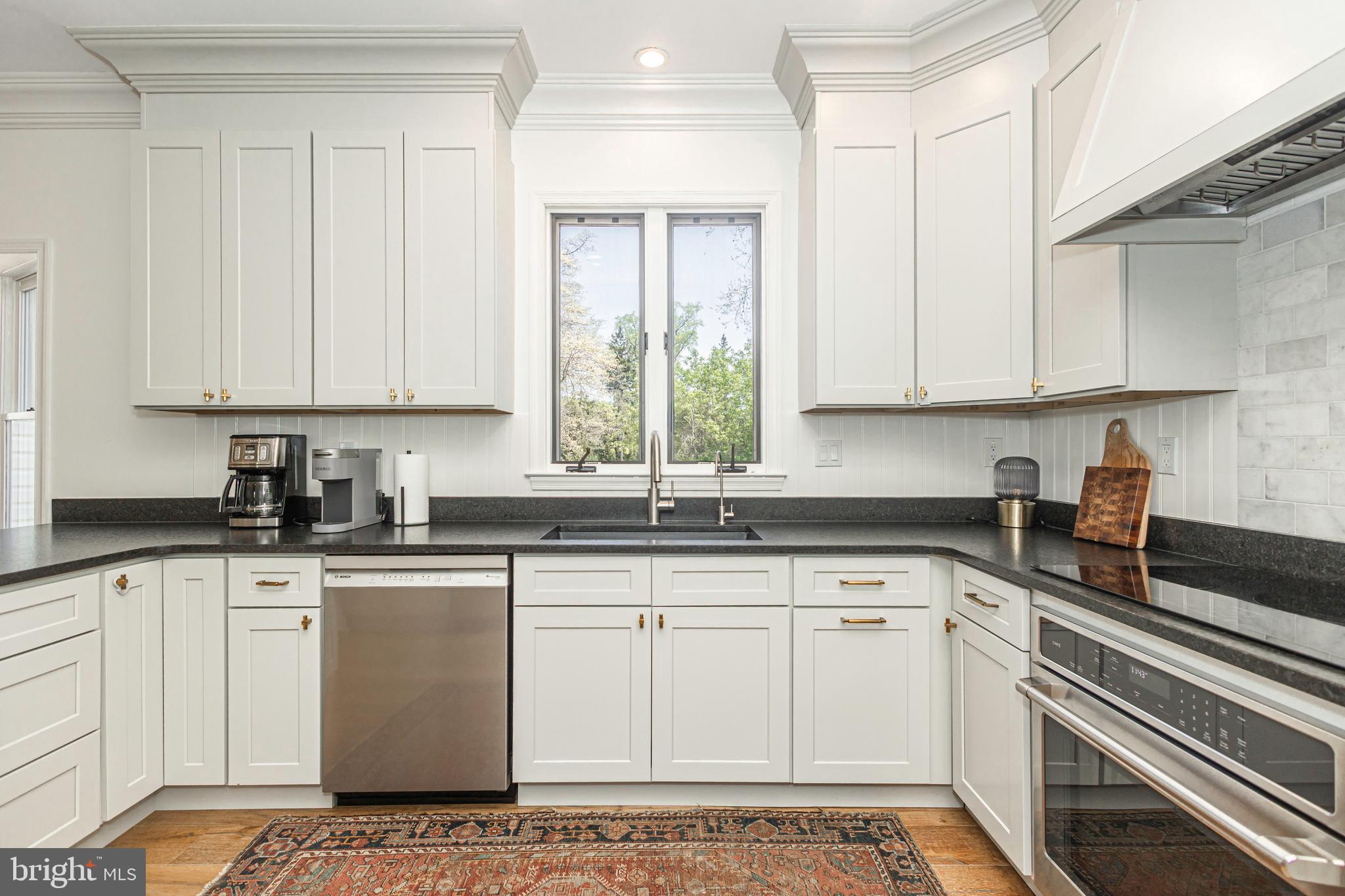 CANAL WALK - Residential