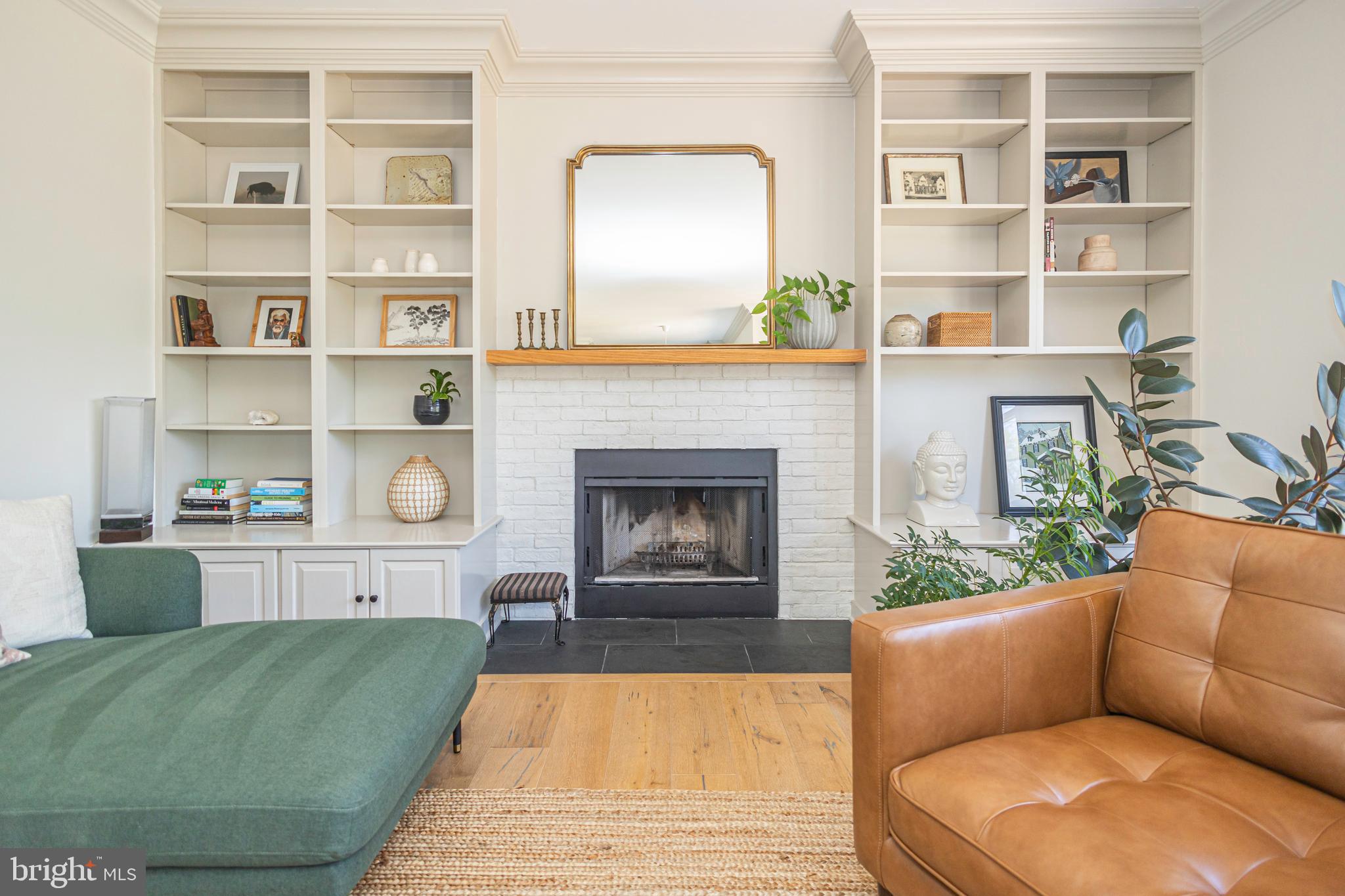 CANAL WALK - Residential