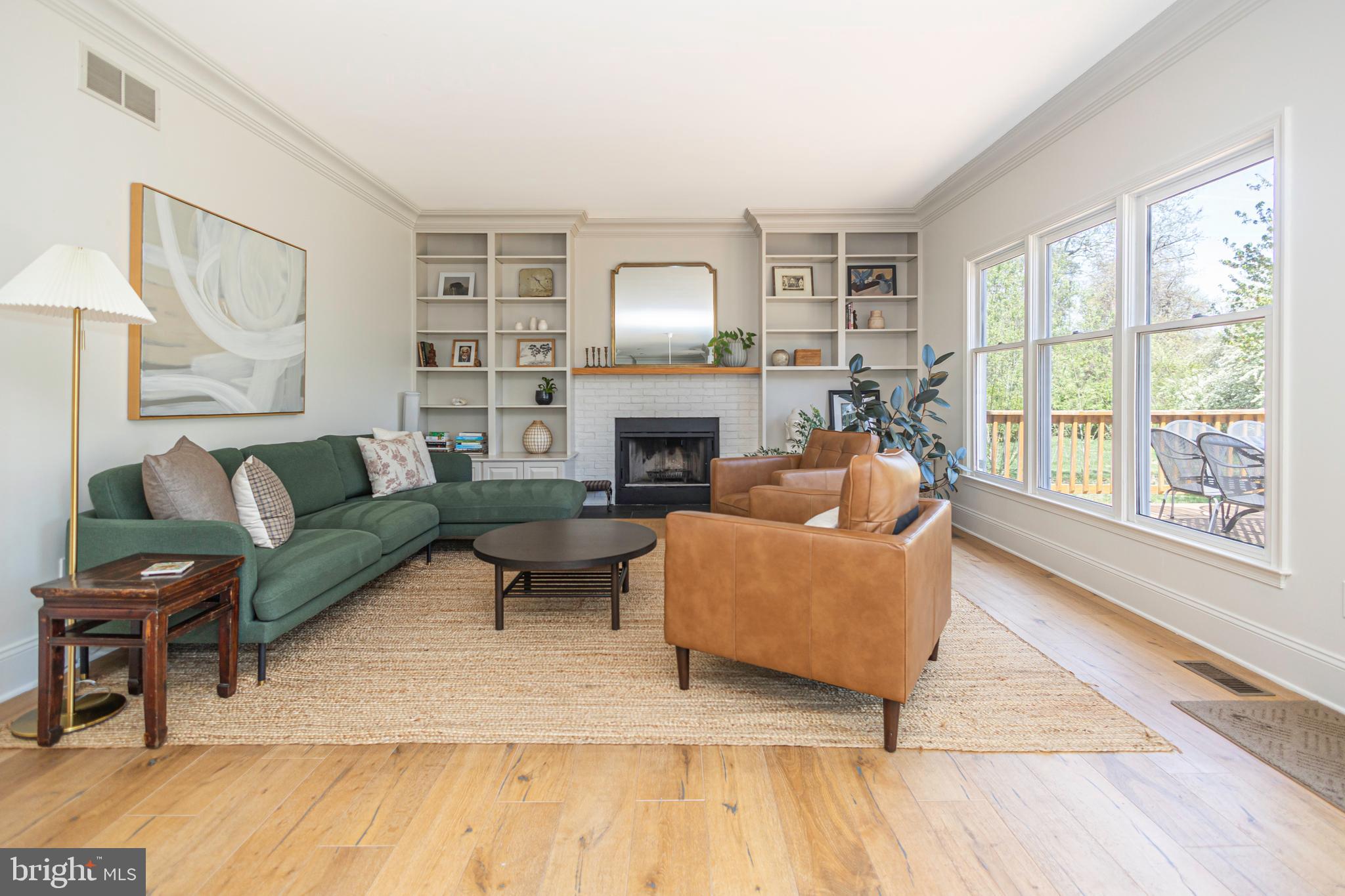 CANAL WALK - Residential