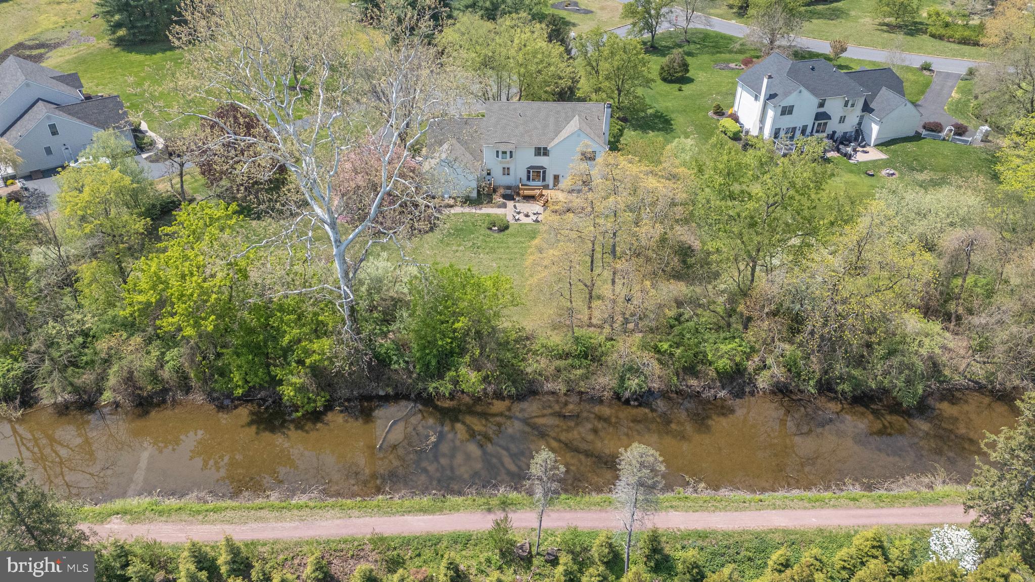 CANAL WALK - Residential