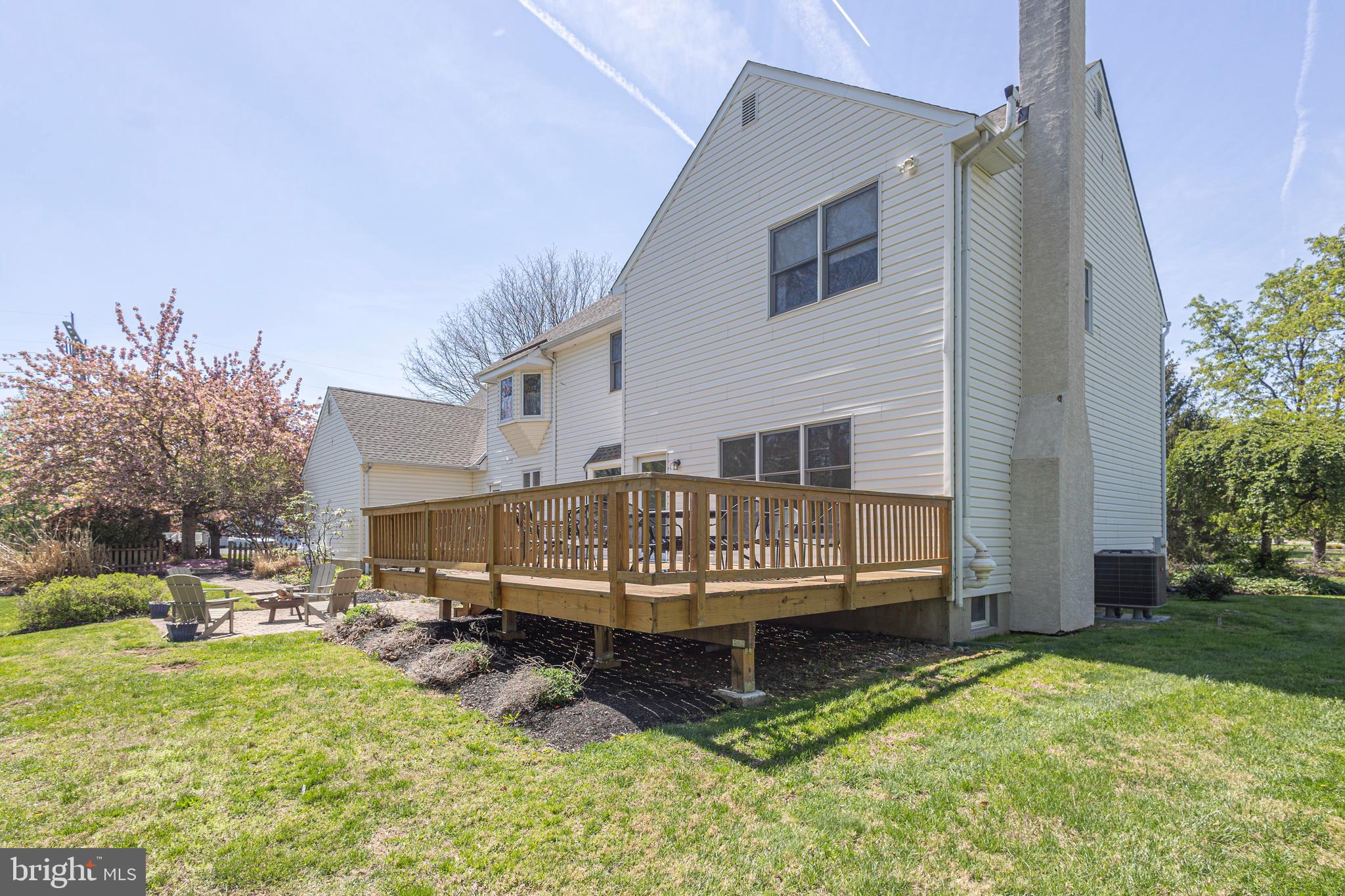 CANAL WALK - Residential