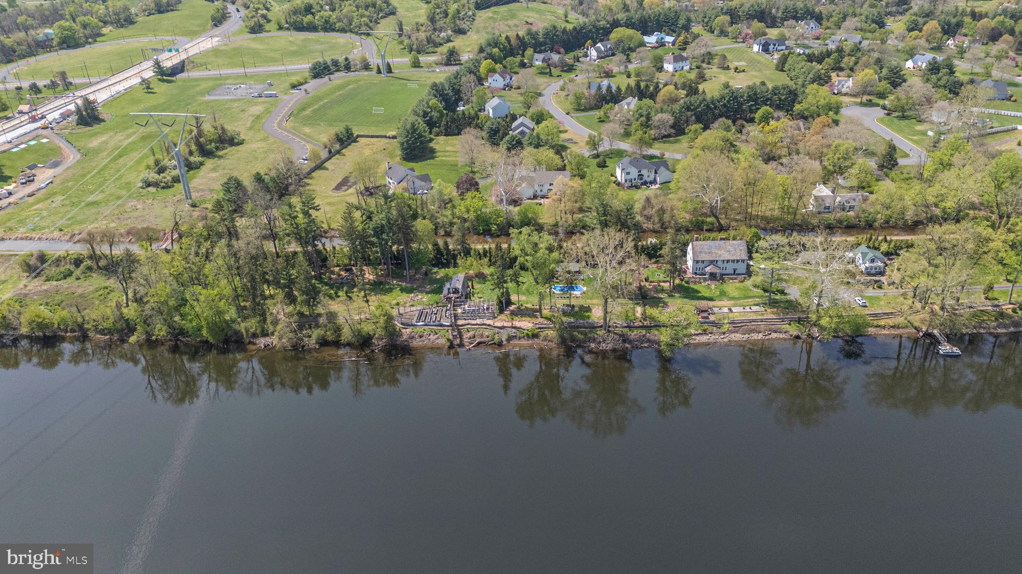 CANAL WALK - Residential