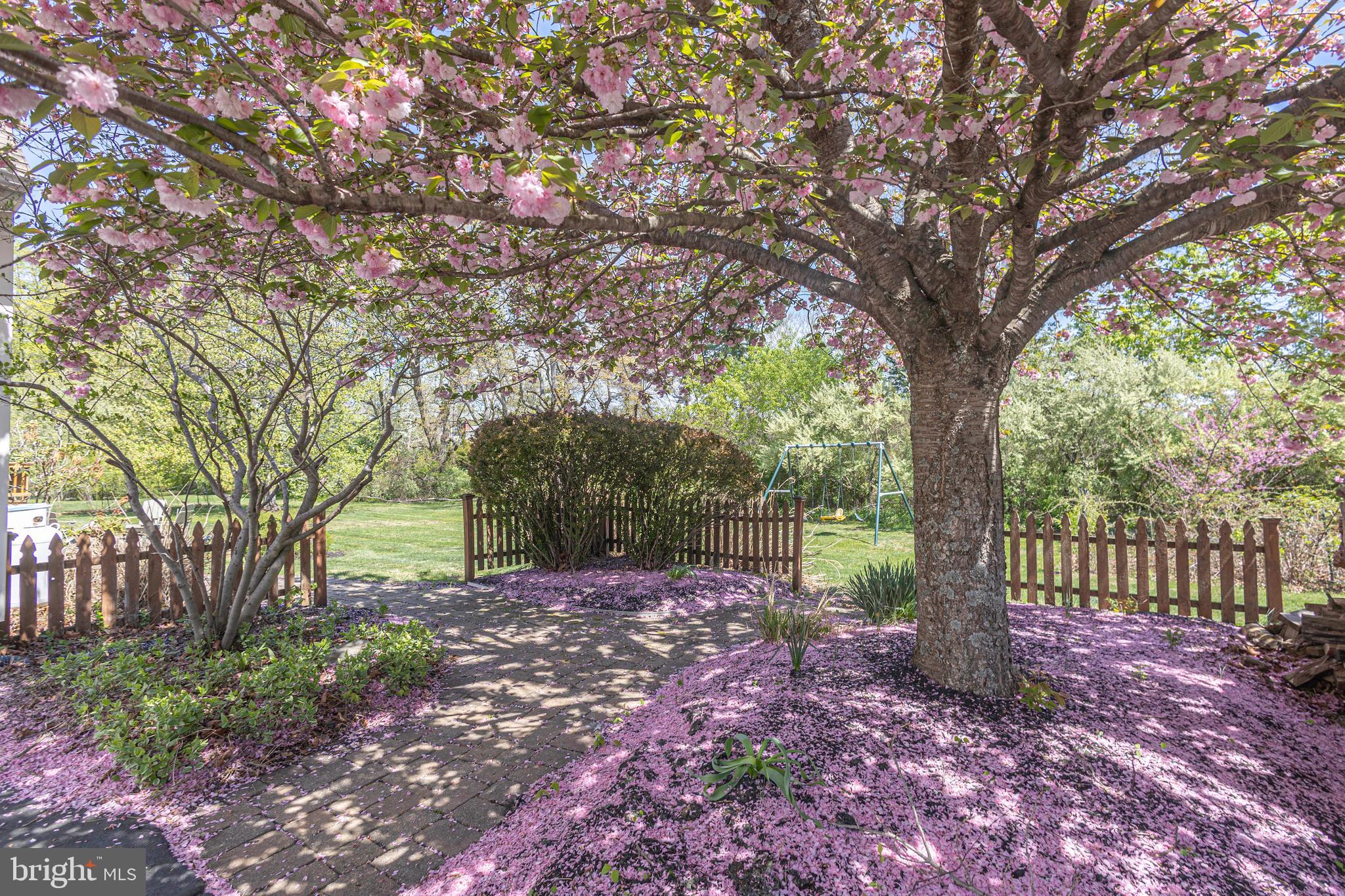 CANAL WALK - Residential