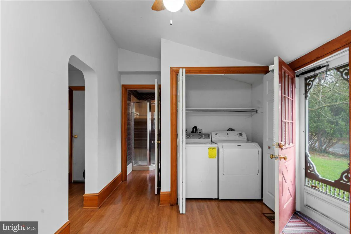 Doylestown, Pennsylvania 18901, United States, 3 Bedrooms Bedrooms, ,3 BathroomsBathrooms,Residential,Contingent,105732