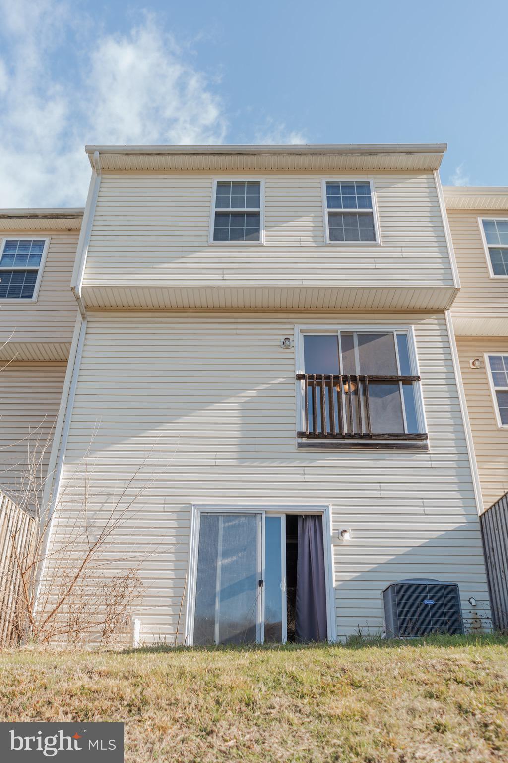 STONEBROOK VILLAGE - Residential