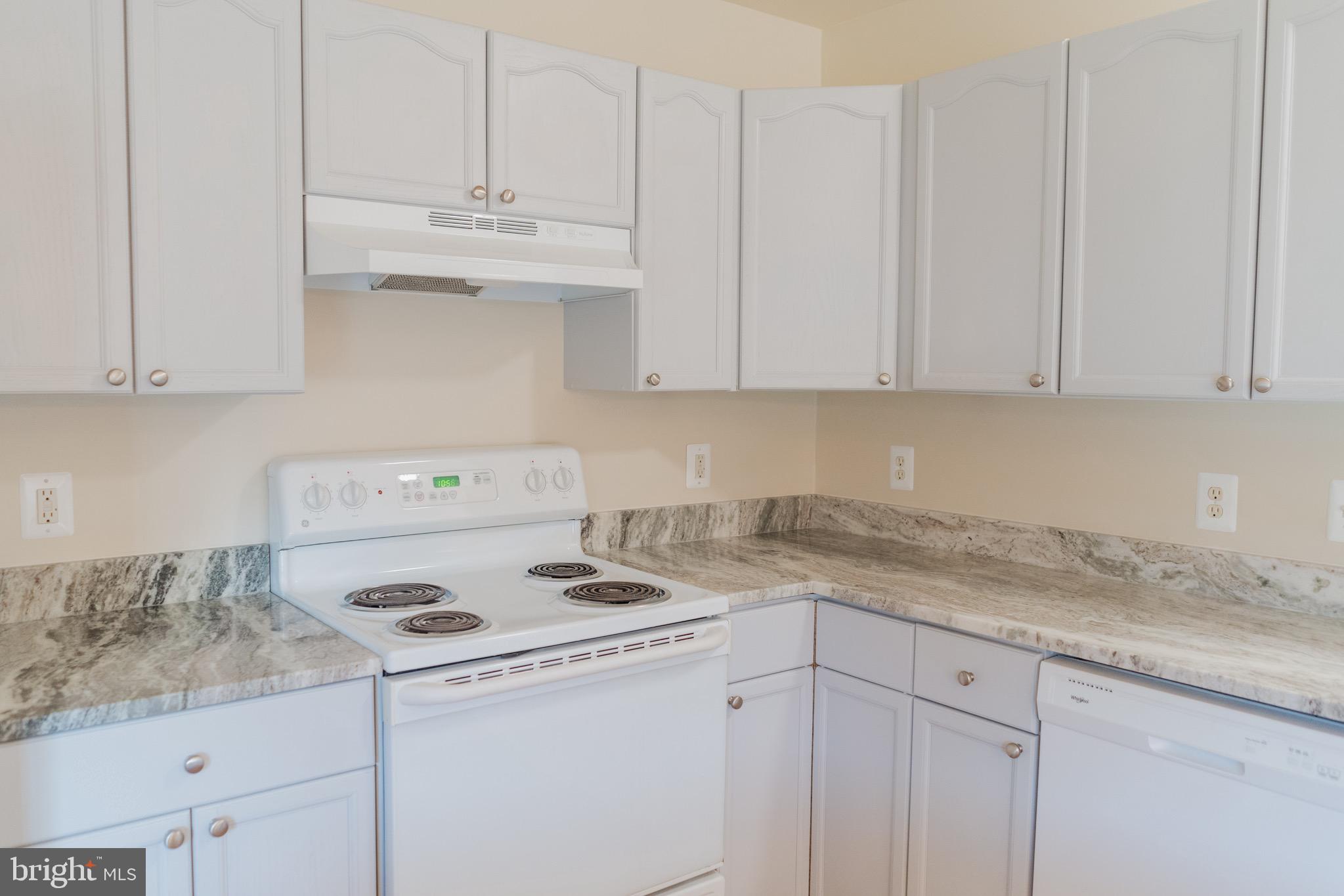 STONEBROOK VILLAGE - Residential