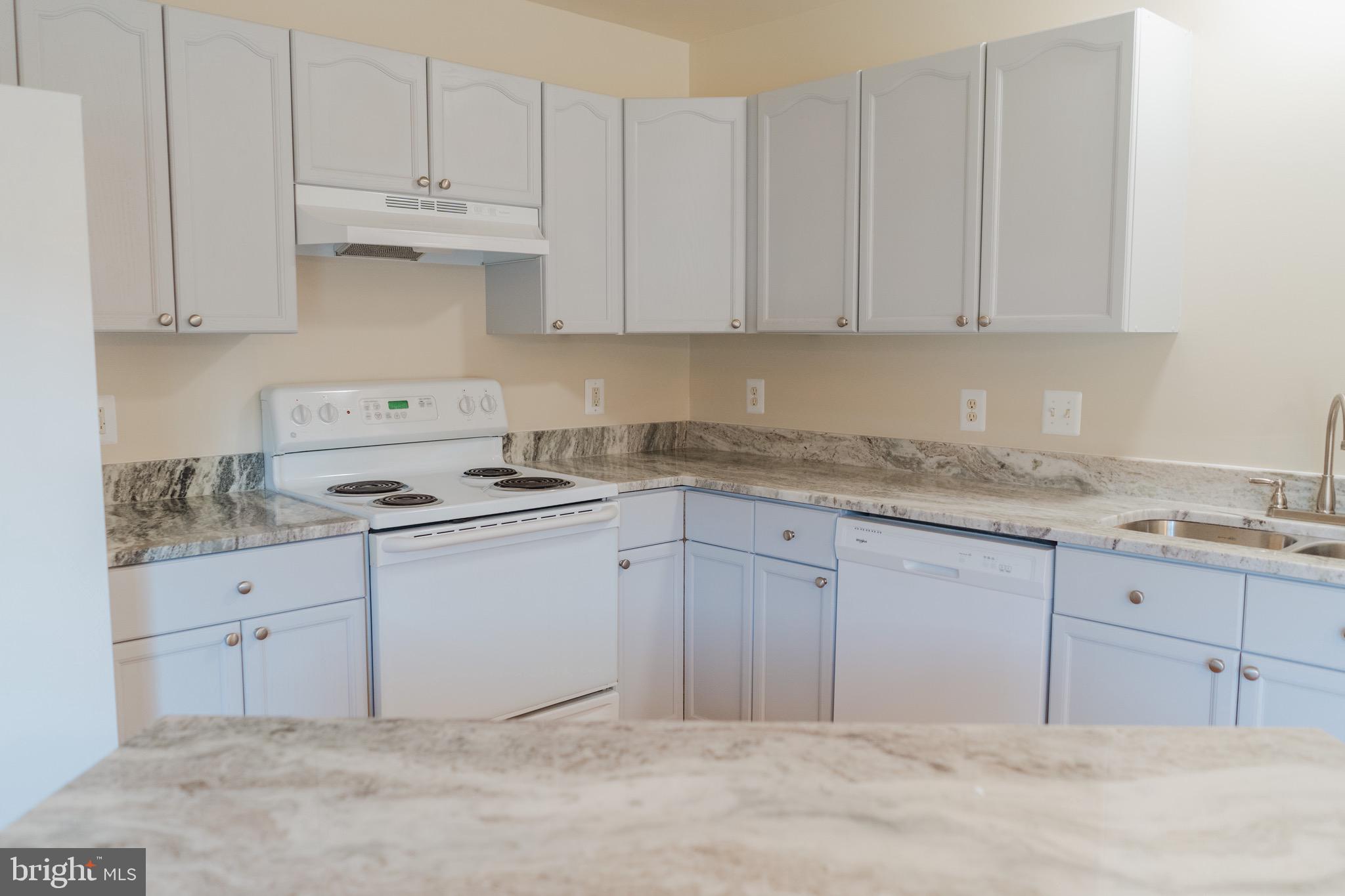 STONEBROOK VILLAGE - Residential