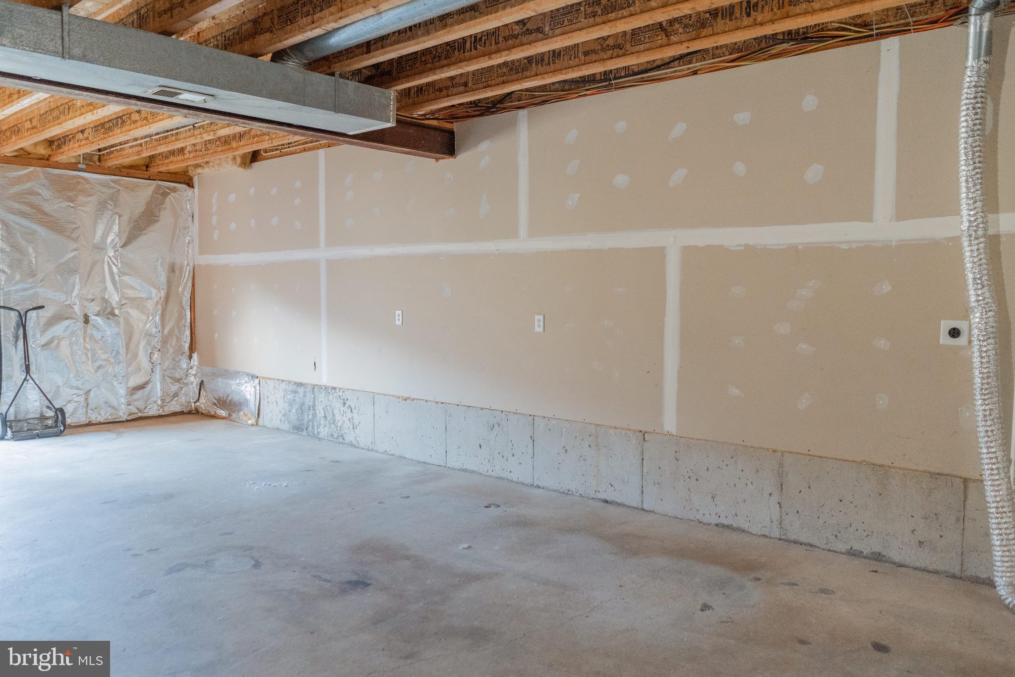 STONEBROOK VILLAGE - Residential