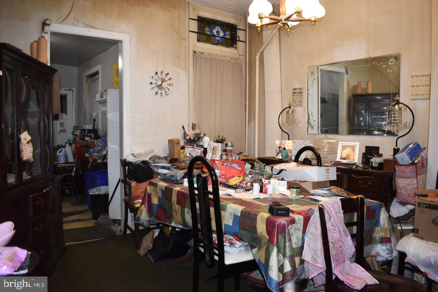 STRAWBERRY MANSION - Residential