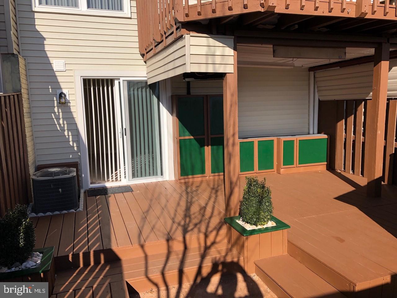 ROLLING BROOK - Residential