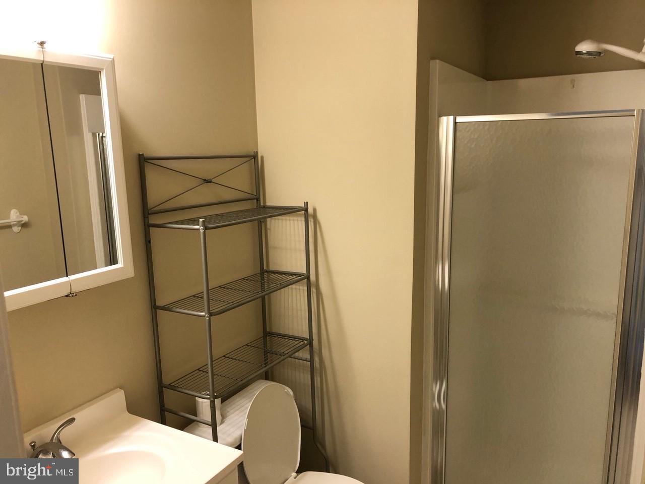 ROLLING BROOK - Residential