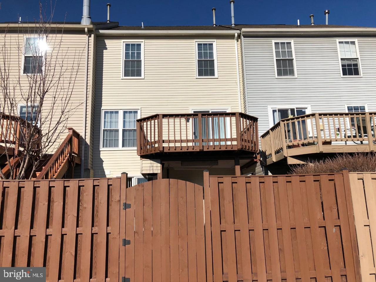 ROLLING BROOK - Residential