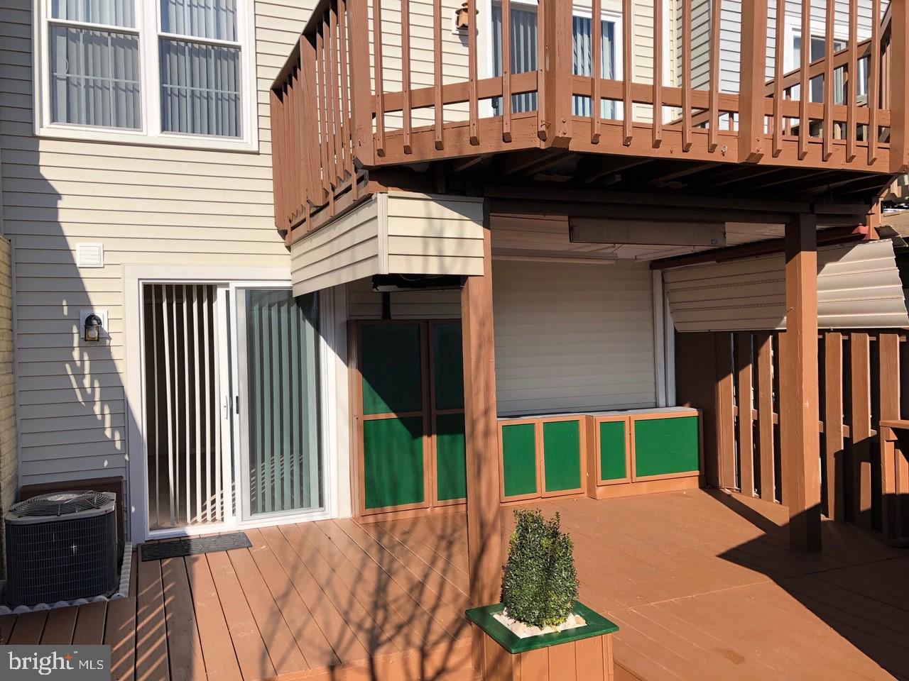 ROLLING BROOK - Residential