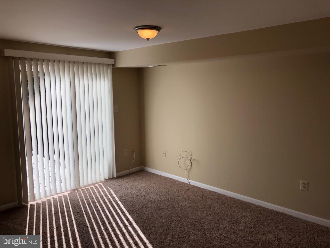 ROLLING BROOK - Residential