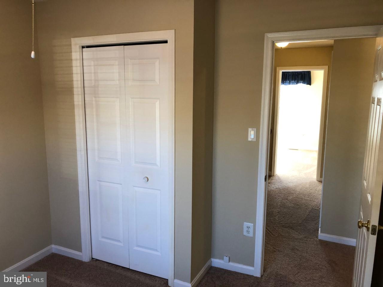 ROLLING BROOK - Residential