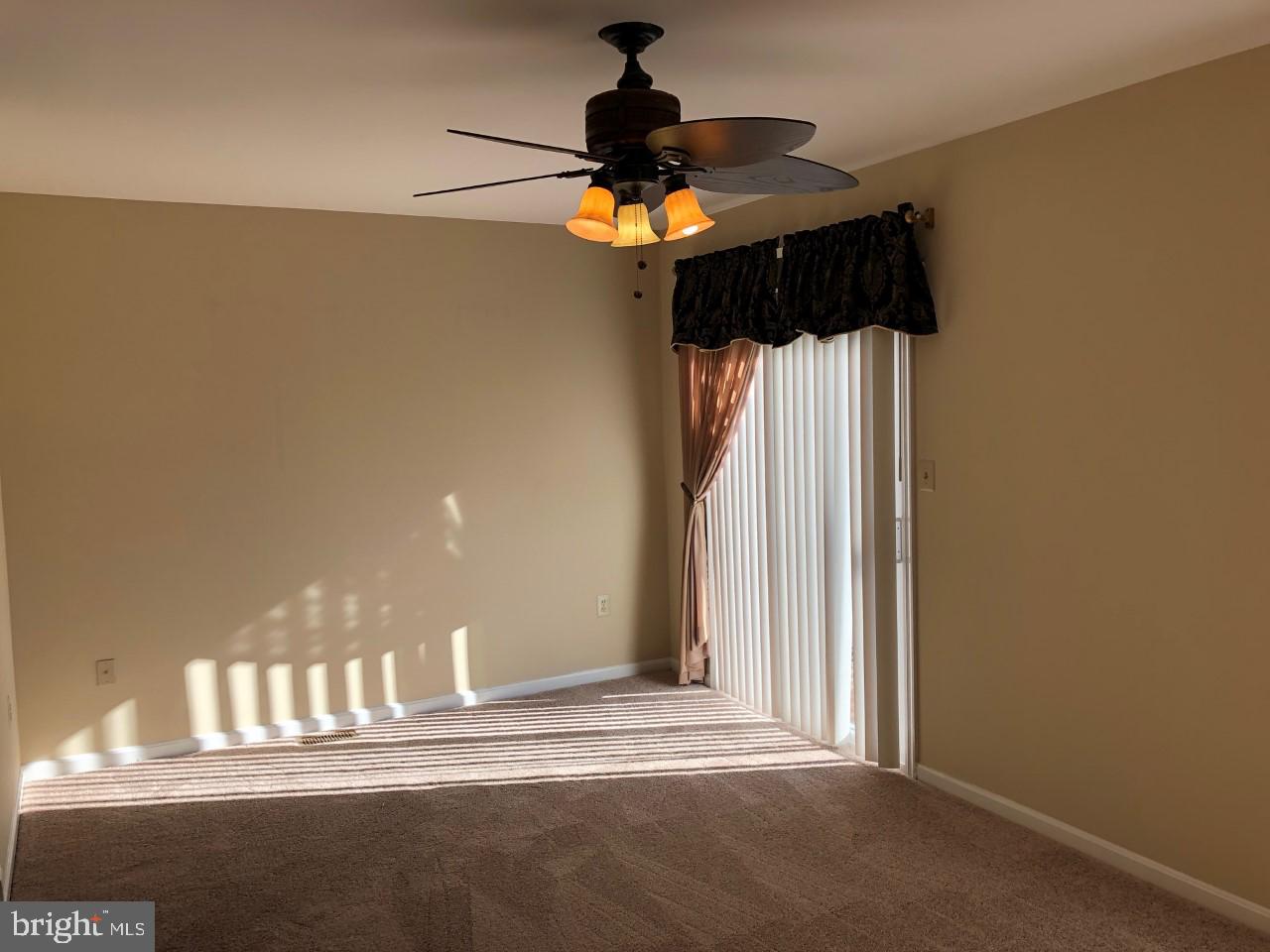 ROLLING BROOK - Residential