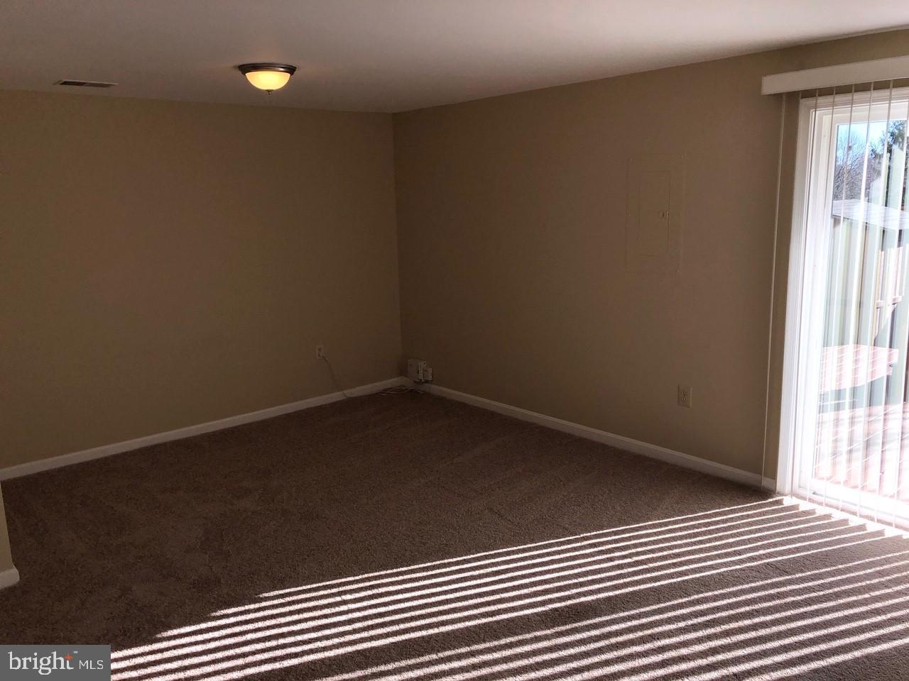 ROLLING BROOK - Residential