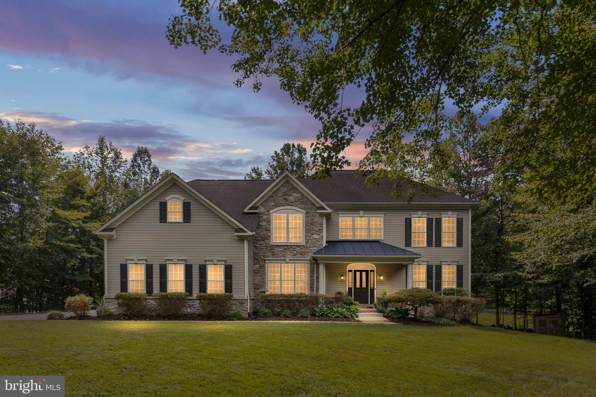 5 PONDSEDGE CT