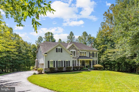 Photo of 5 Pondsedge Ct, STAFFORD, VA 22554 (MLS # VAST2053746)