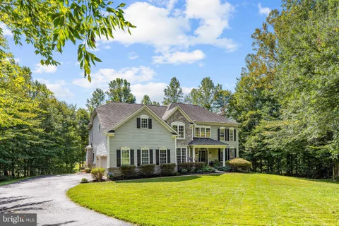 5 Pondsedge Ct, Stafford, VA MLS: VAST2053746