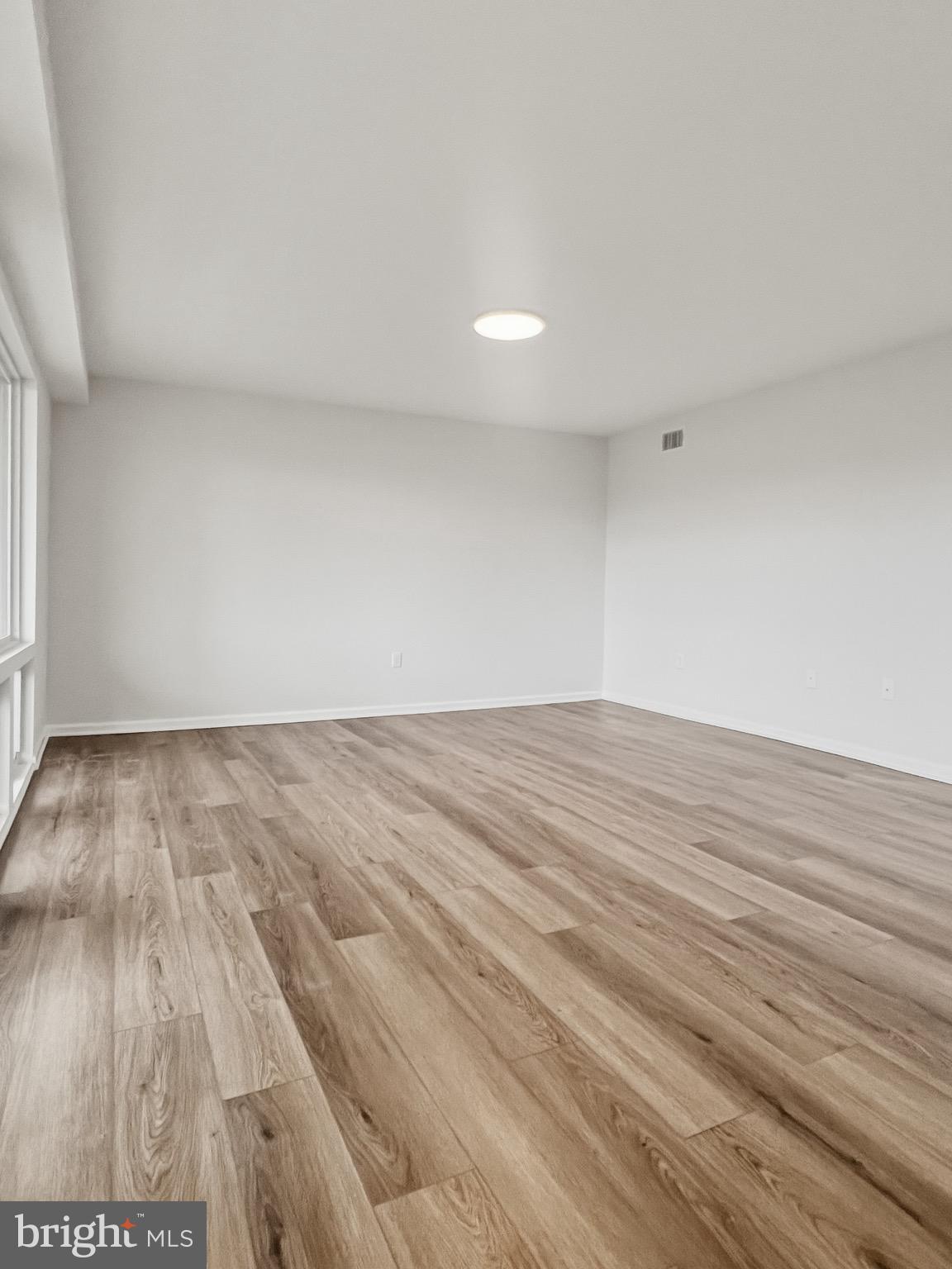 HOLLY HILL CONDOMINIUMS - Residential