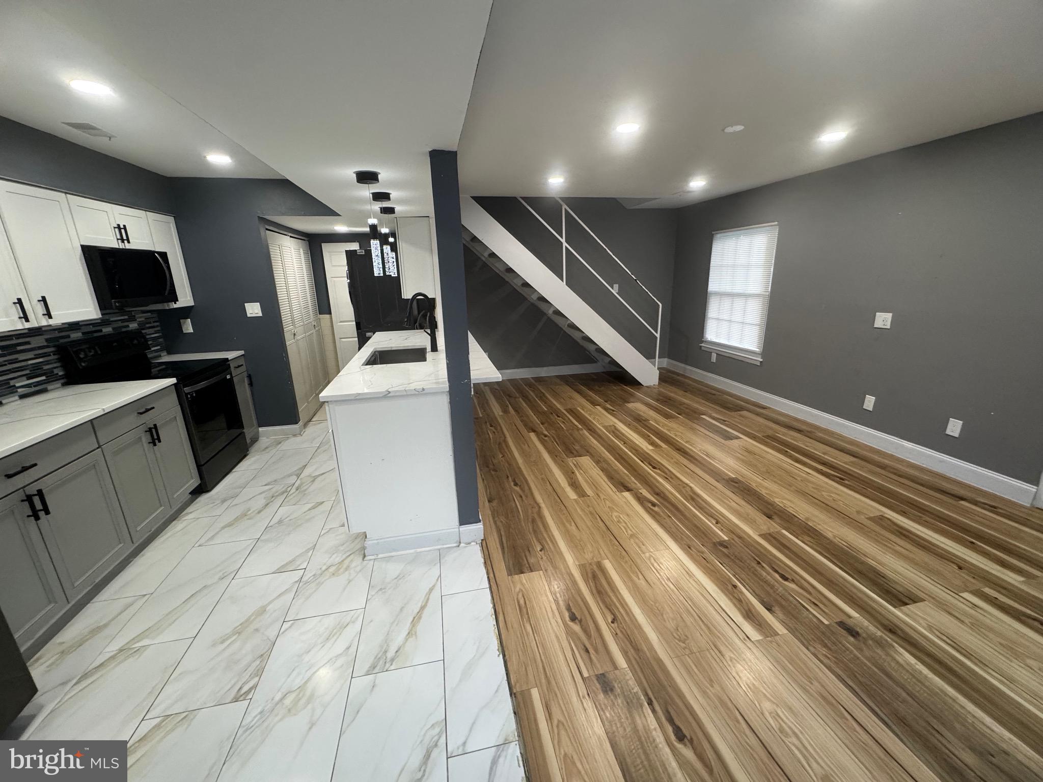 WESTPHALIA WOODS - Residential