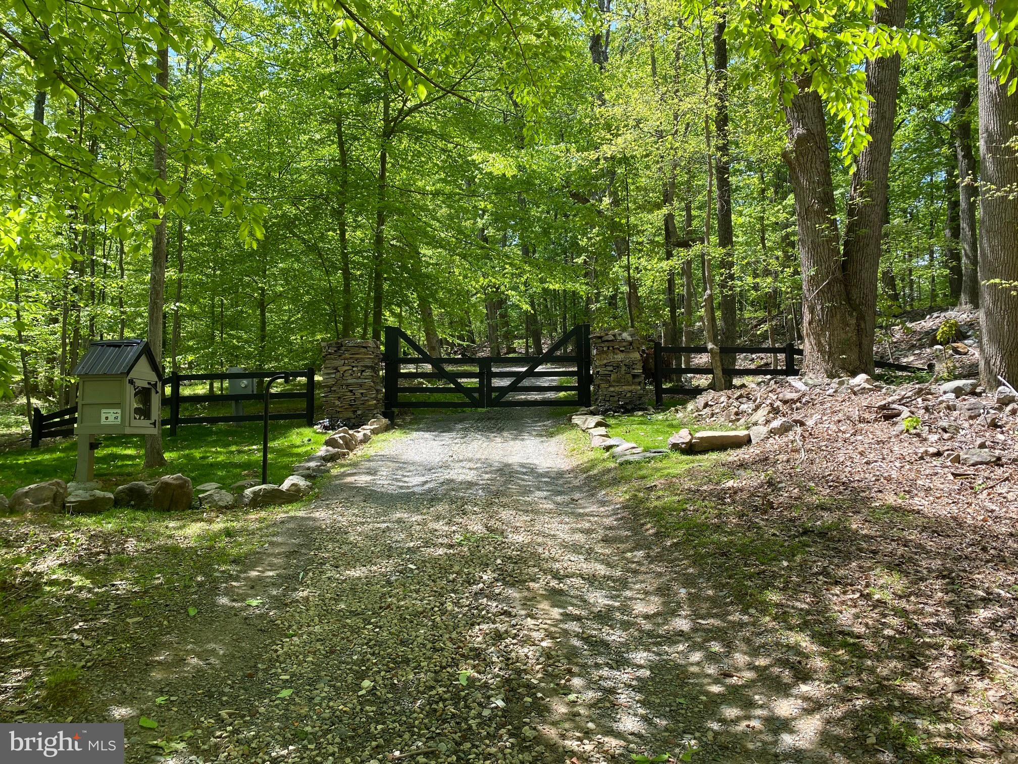 BULL RUN MOUNTAIN - Residential