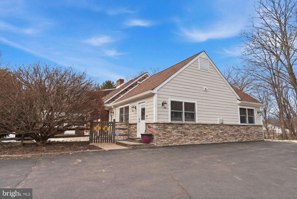 Photo of 682 Whirlaway Drive, WARMINSTER, PA 18974 (MLS # PABU2115060)