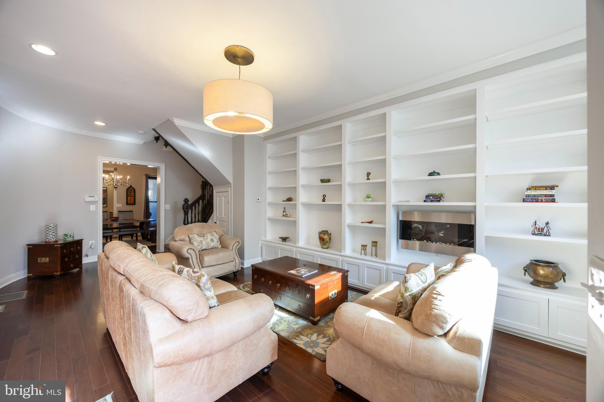 BARCLAY - Residential Lease