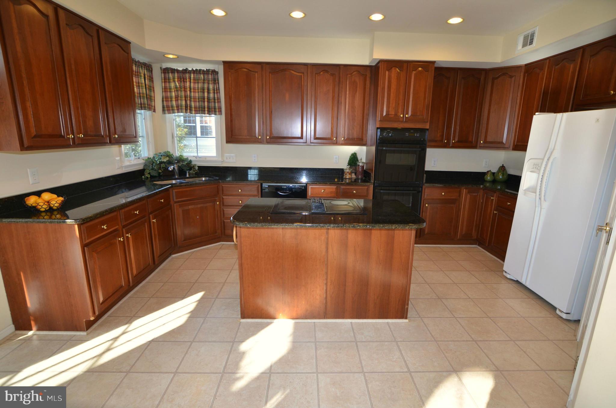 PINEY ORCHARD - Residential