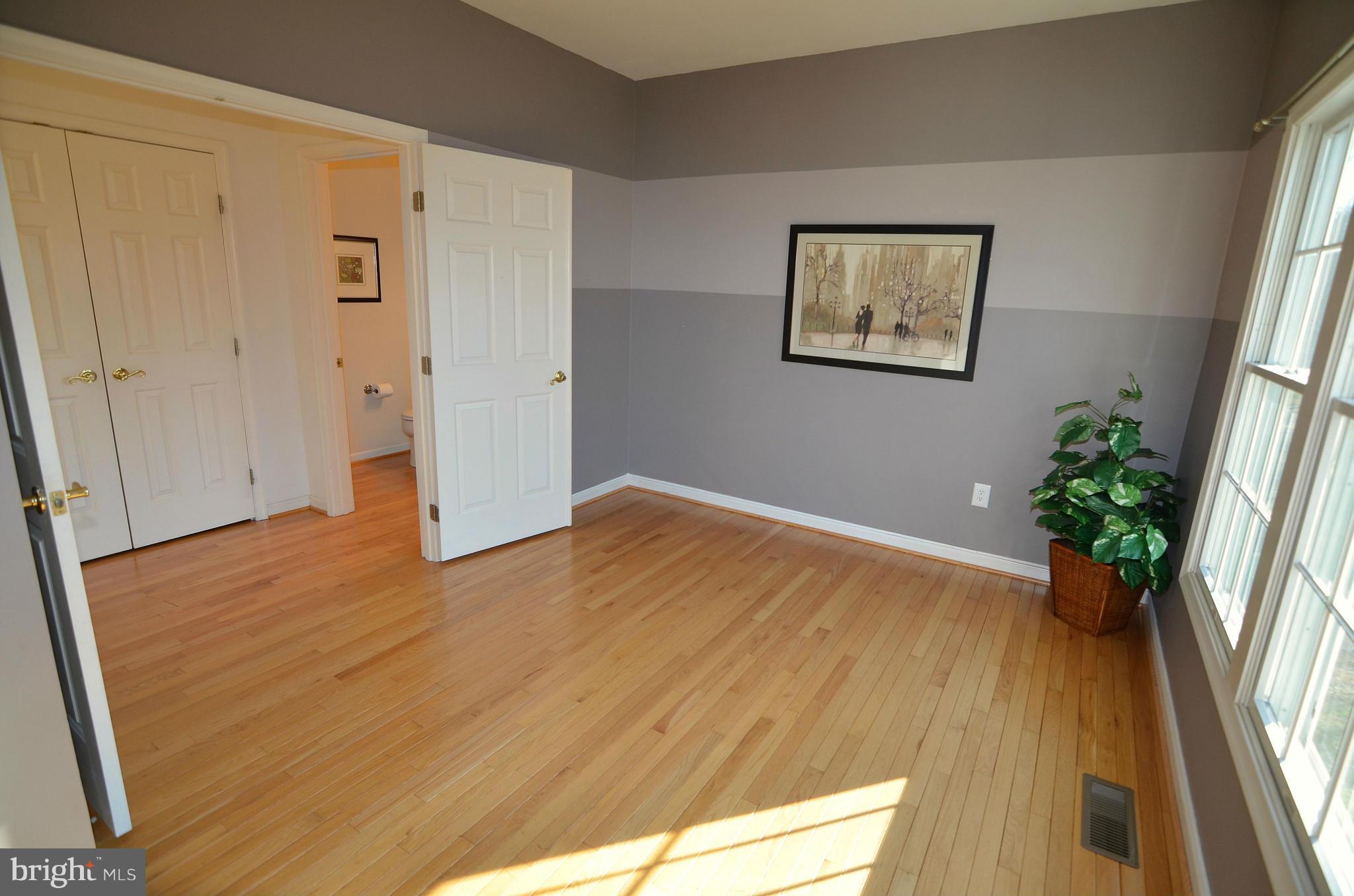 PINEY ORCHARD - Residential