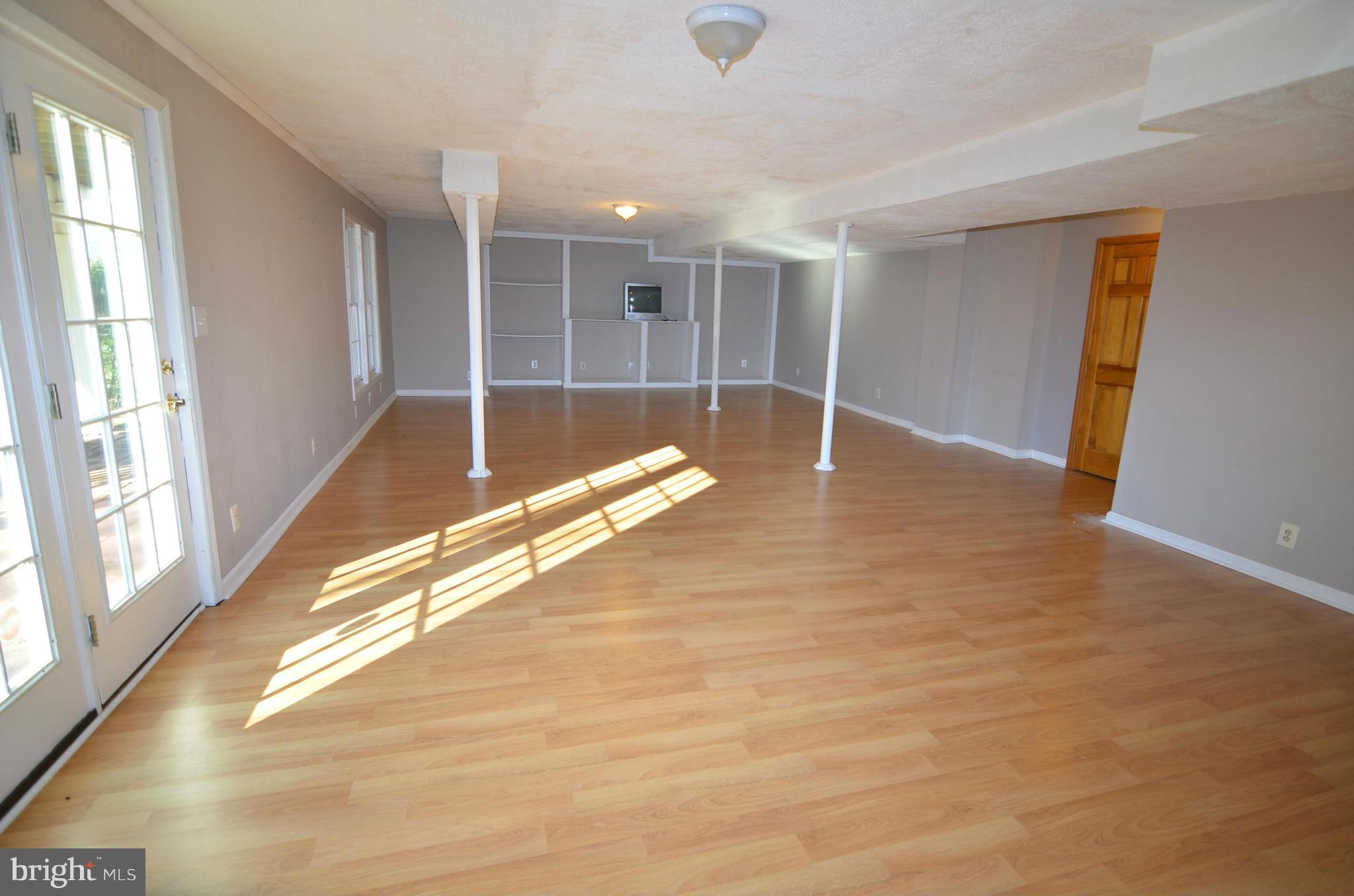 PINEY ORCHARD - Residential