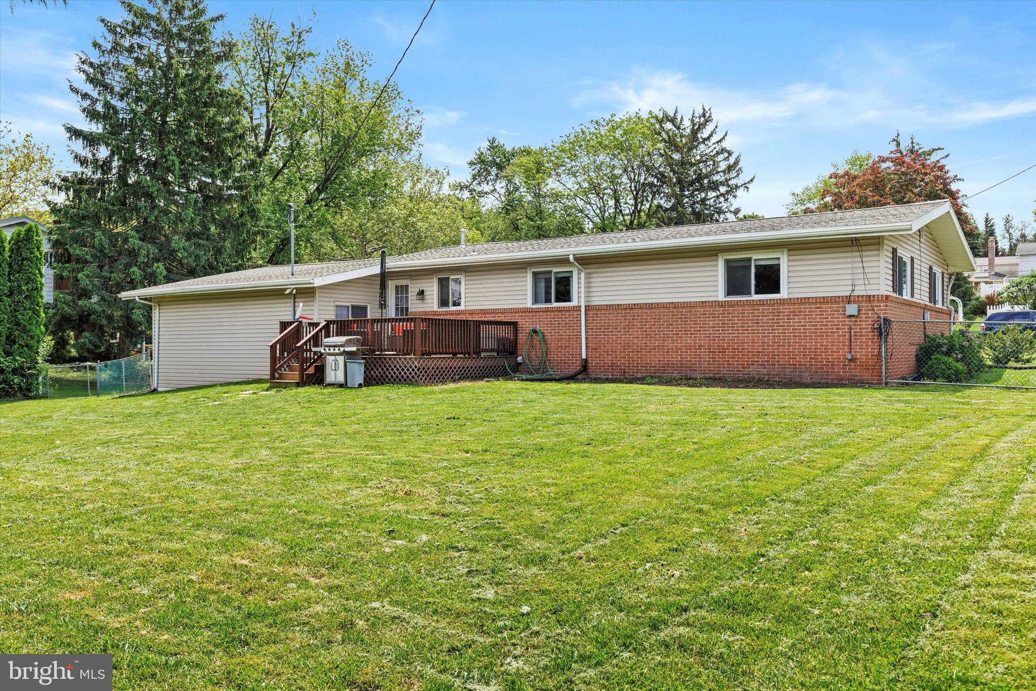 SPRINGETTSBURY TWP - Residential