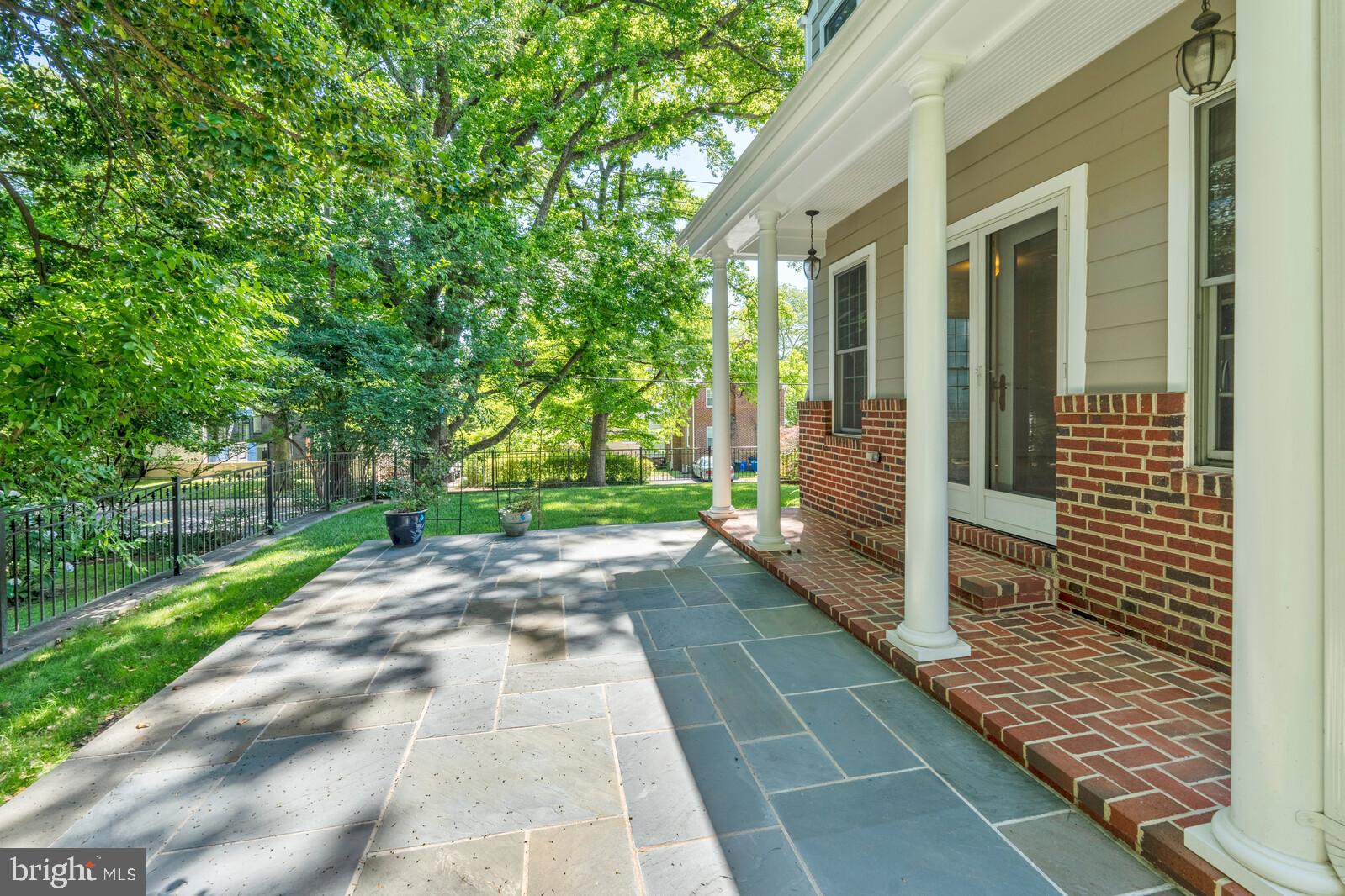 WESTBORO - Residential