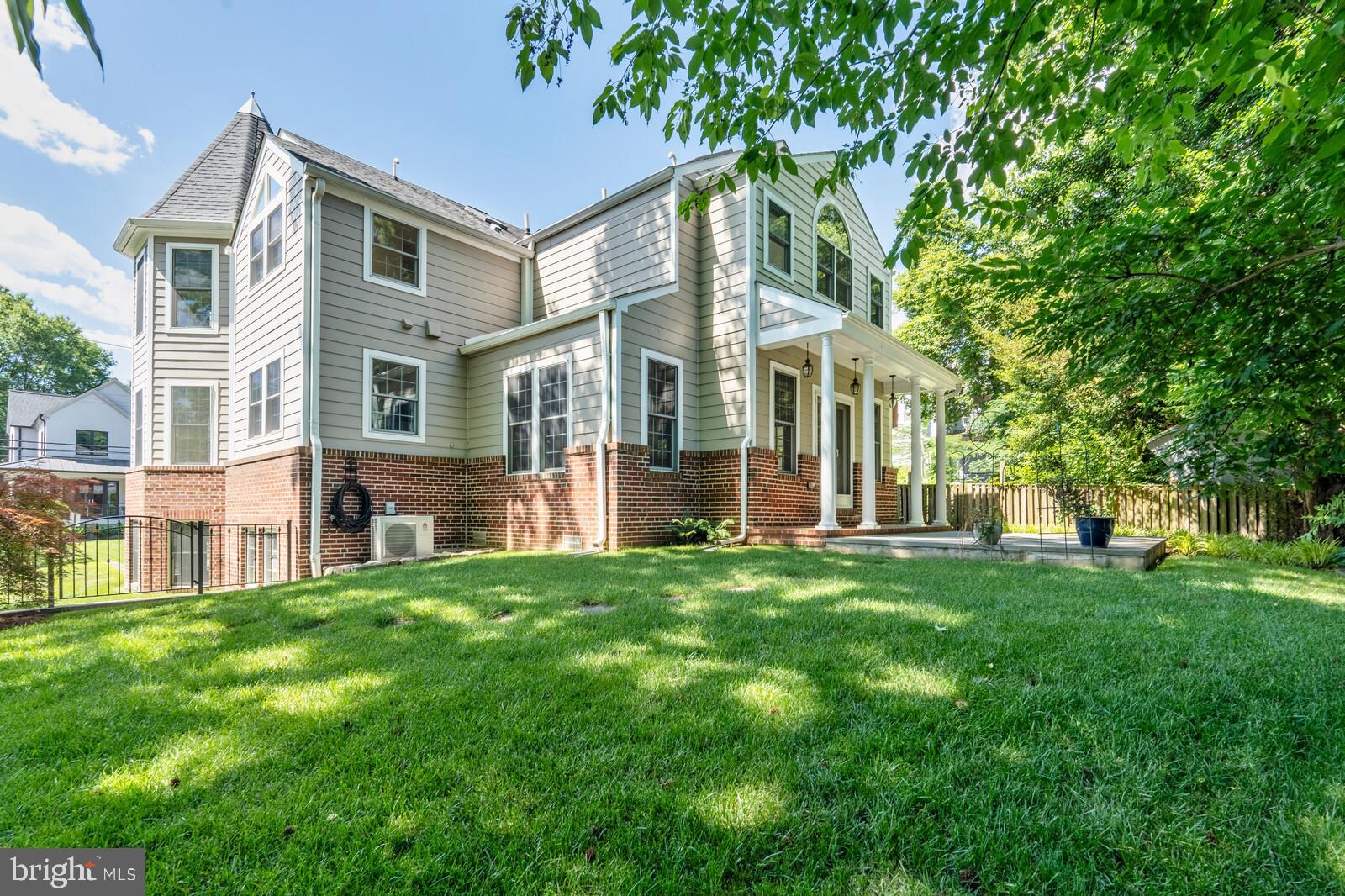 WESTBORO - Residential