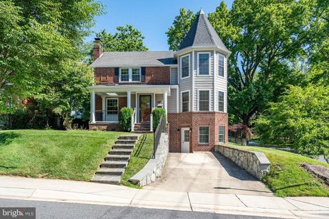 Photo of 4601 Sleaford Road, Bethesda, MD 20814 (MLS # MDMC2134636)