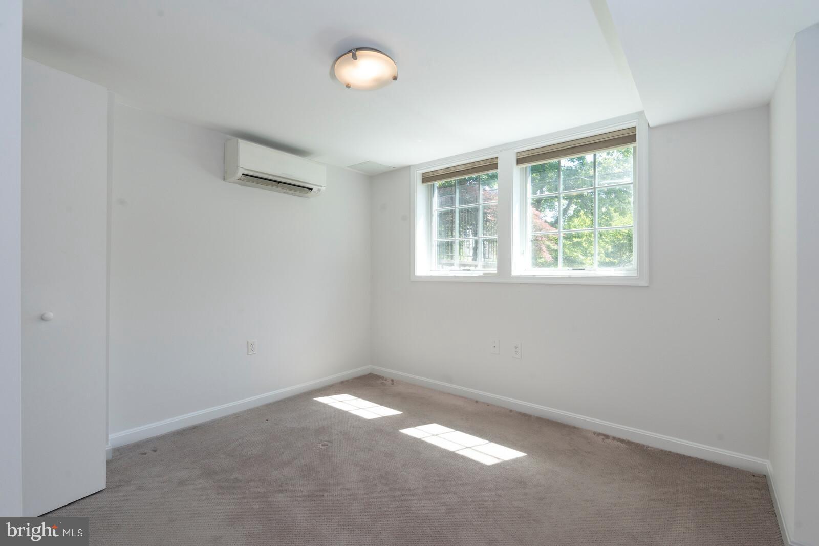 WESTBORO - Residential