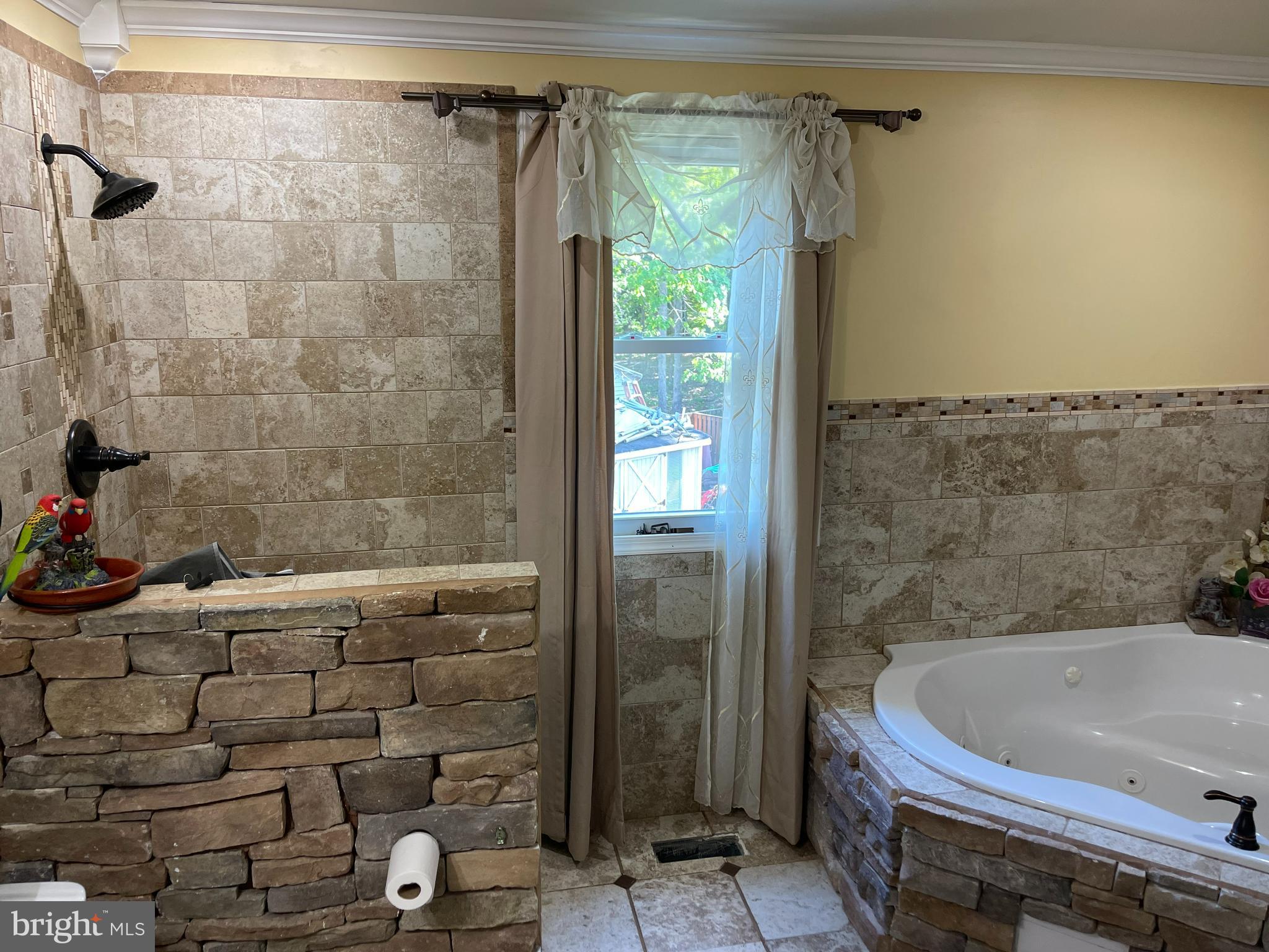 ST CHARLES HUNTINGTON - Residential