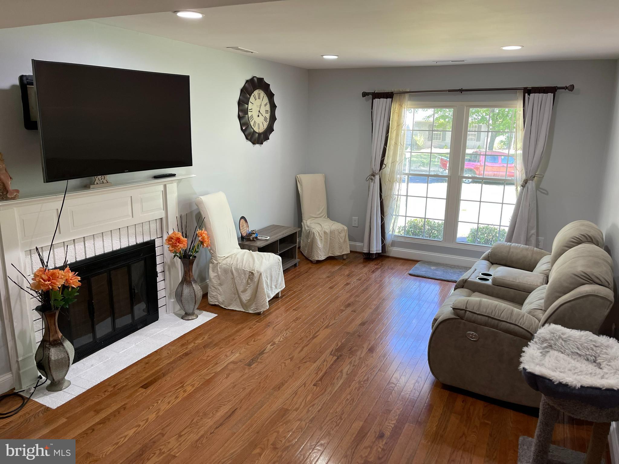 ST CHARLES HUNTINGTON - Residential