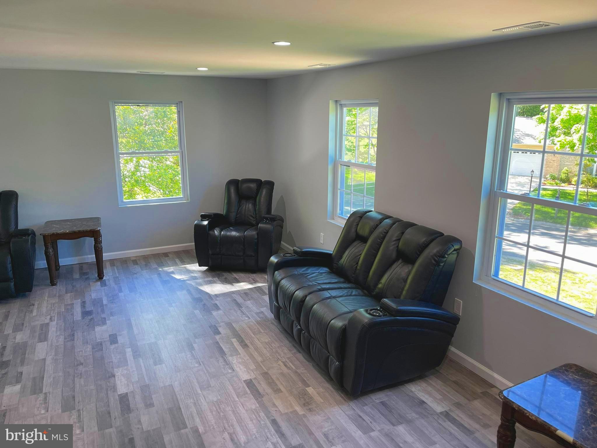 ST CHARLES HUNTINGTON - Residential