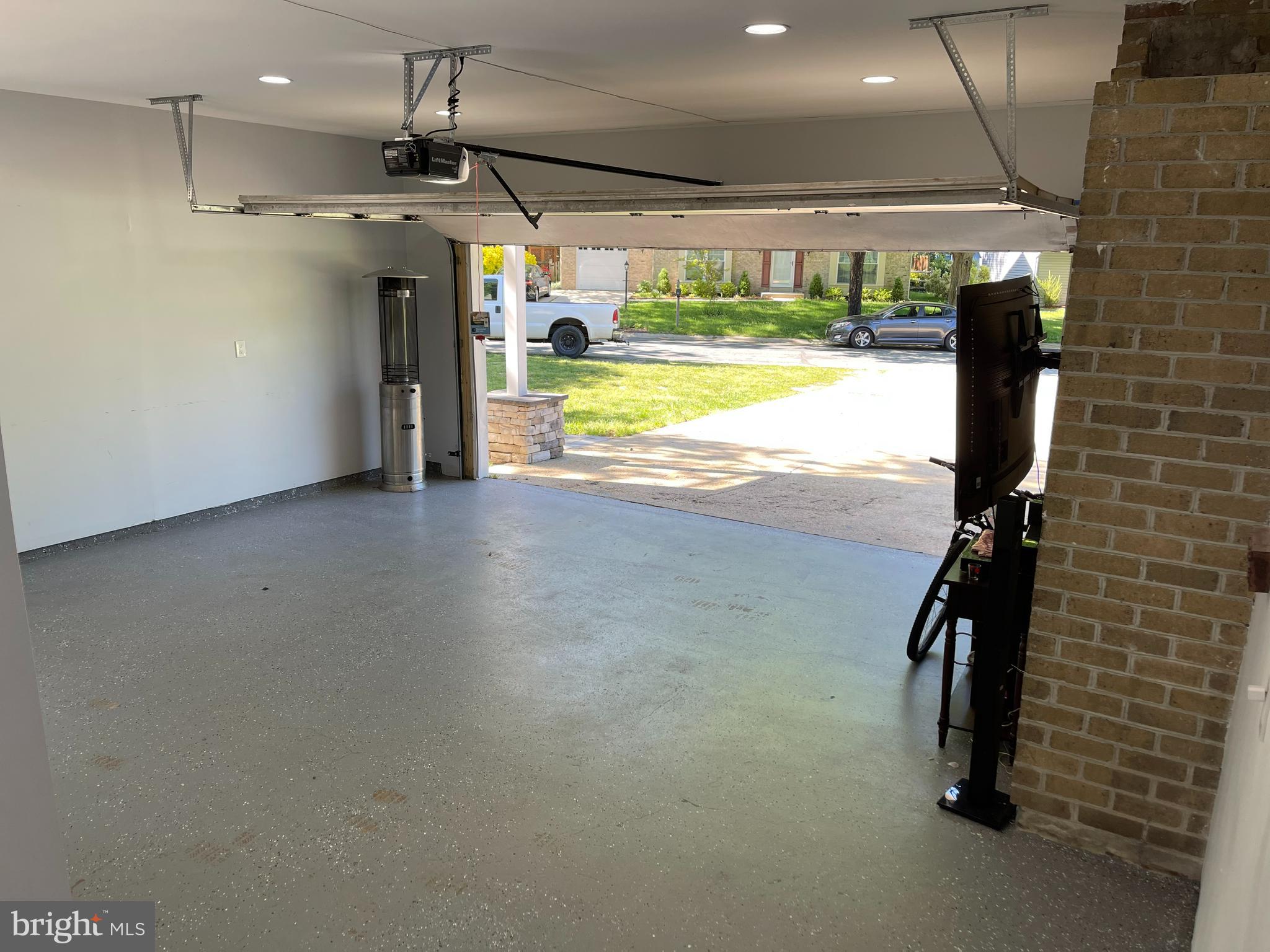 ST CHARLES HUNTINGTON - Residential