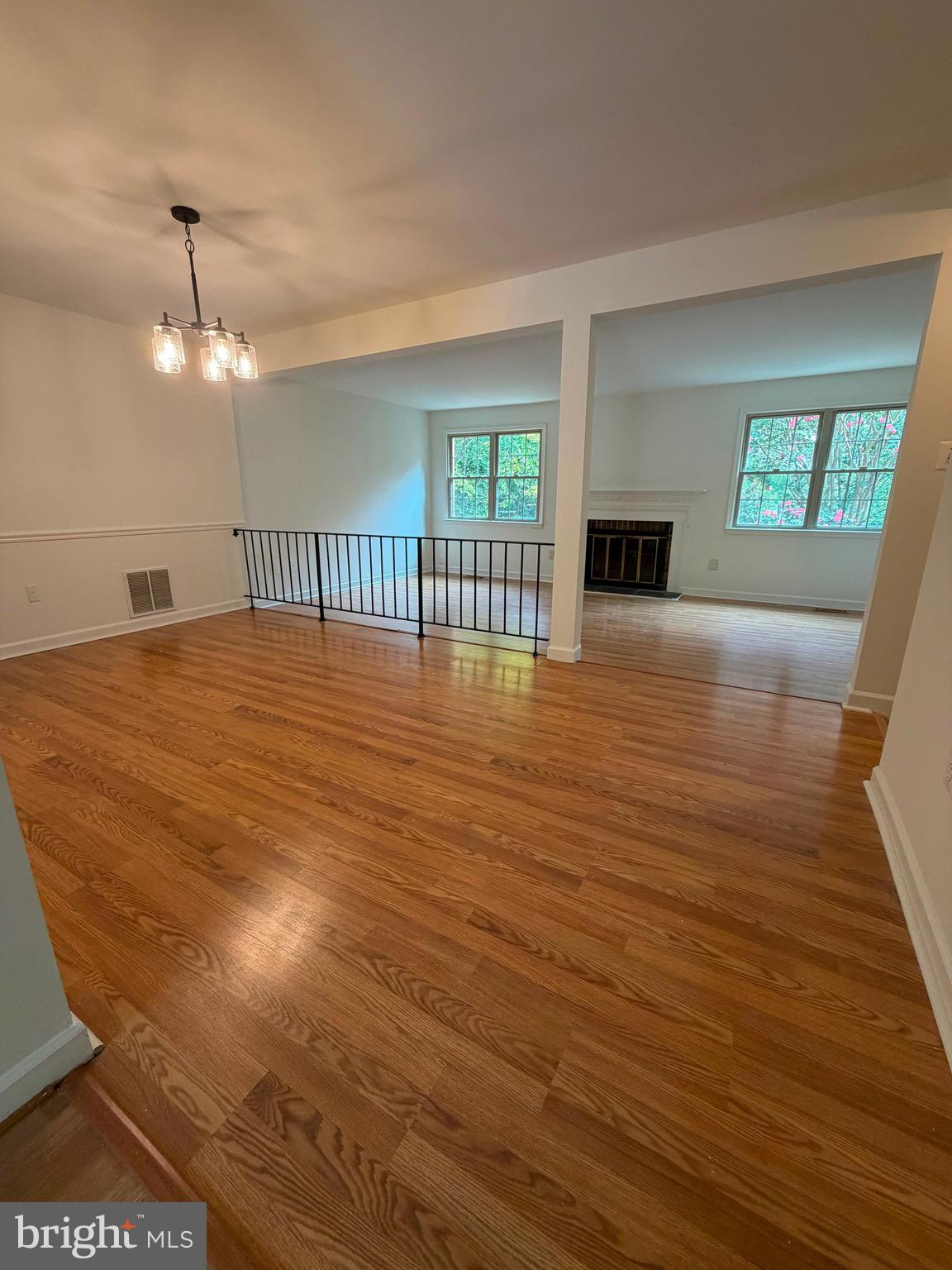 5814 TUDOR LANE