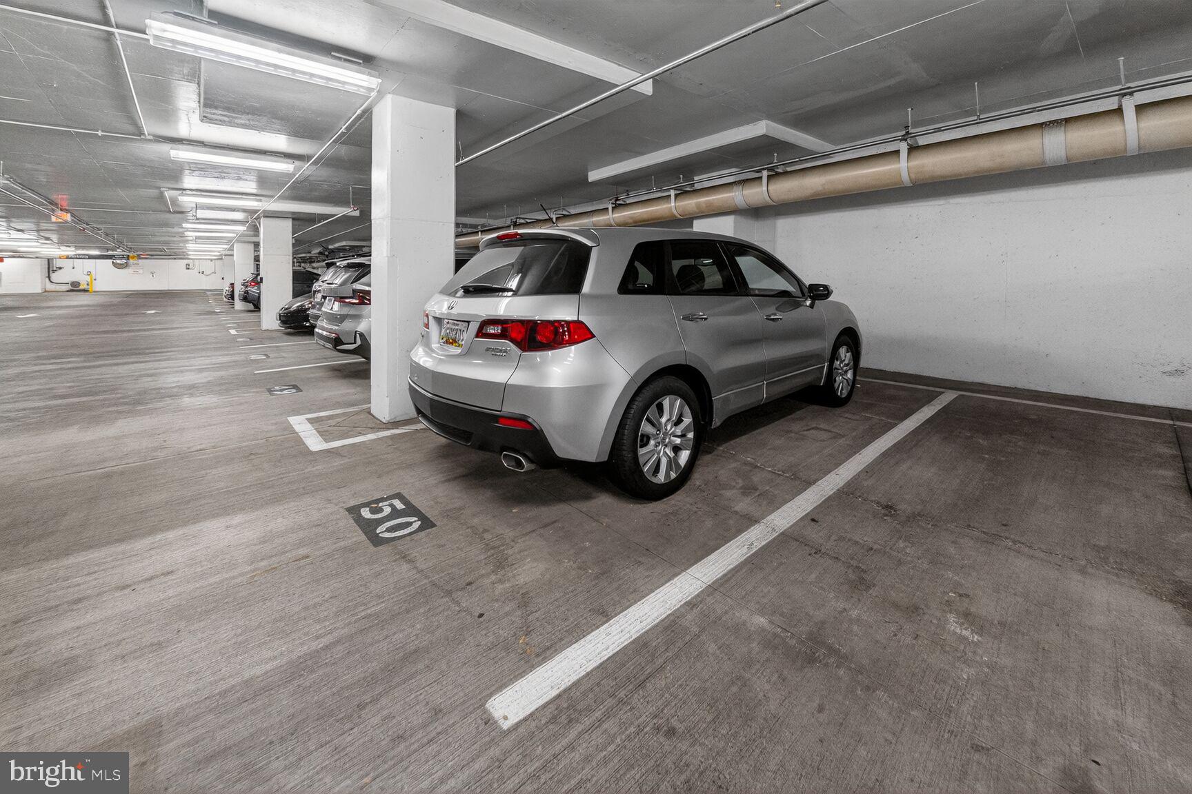 PIKE AND ROSE - Residential