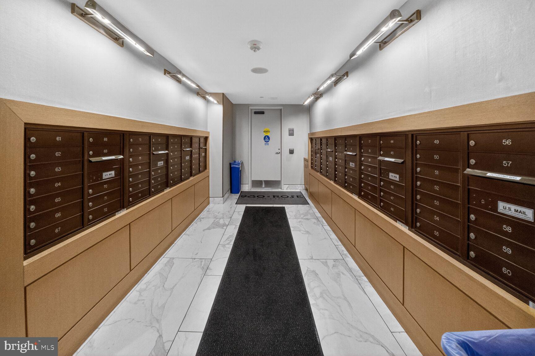 PIKE AND ROSE - Residential