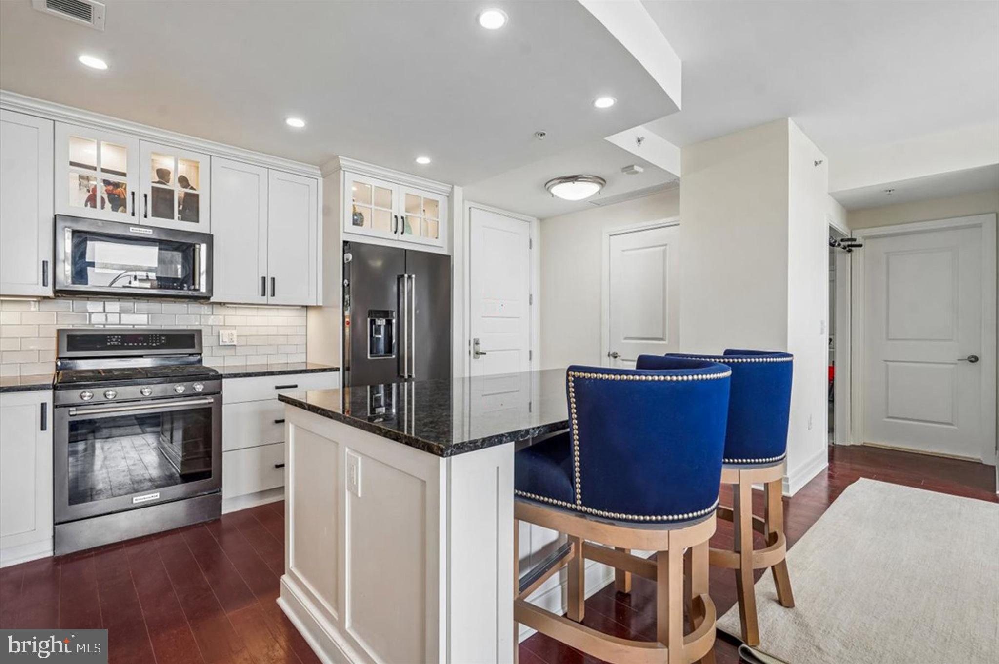 8220 CRESTWOOD HEIGHTS DRIVE 1603