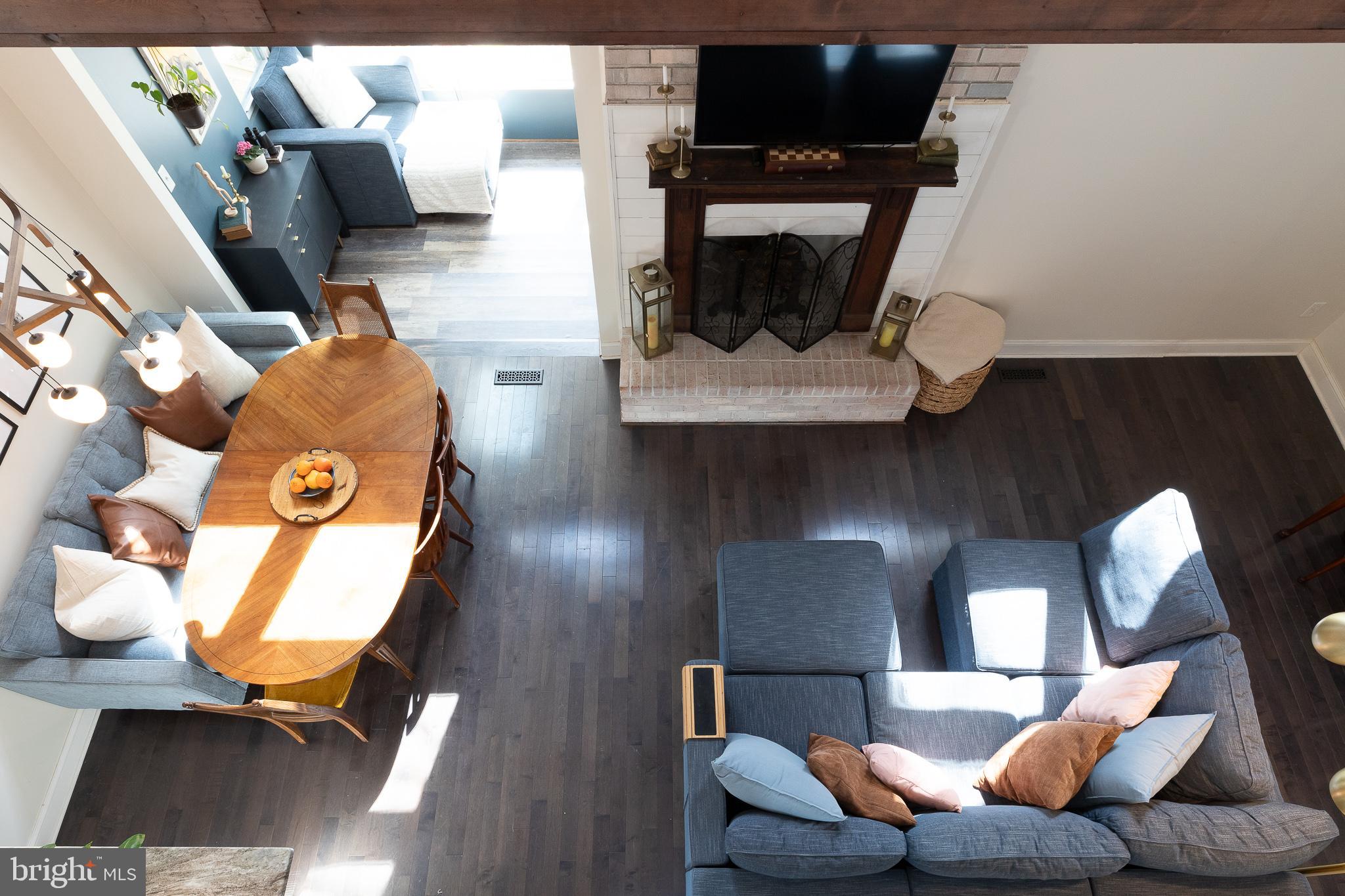 LAKE LAND - Residential